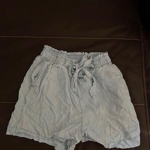 Cute mom type shorts